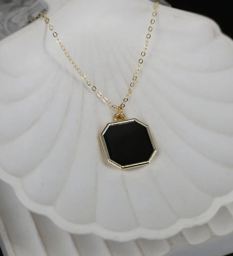 Collier "Love" personnalisé